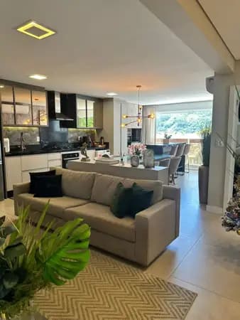 Apartamento à venda no bairro Cabeçudas em Itajaí/SC