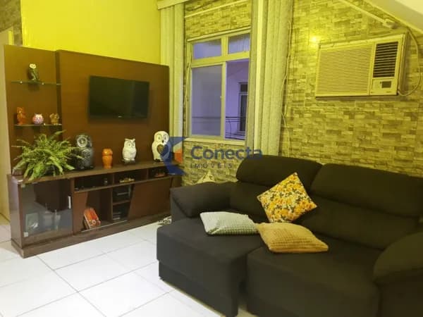 Casa de 3 quartos no imbuí com garagem coberta e varanda