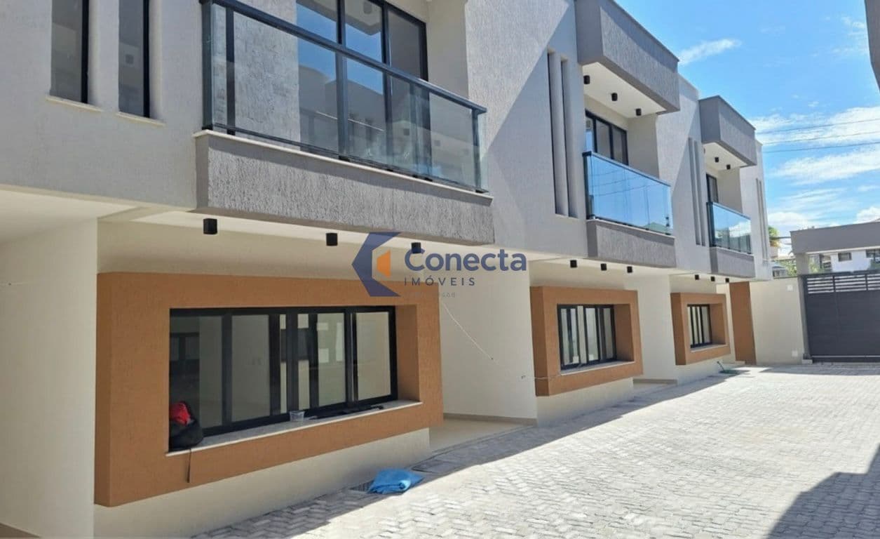 CASA 3 SUÍTES À VENDA / IPITANGA, LAURO DE FREITAS, BA