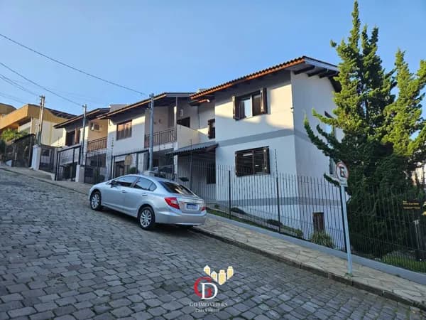 Sobrado em Caxias do Sul - De Lazzer