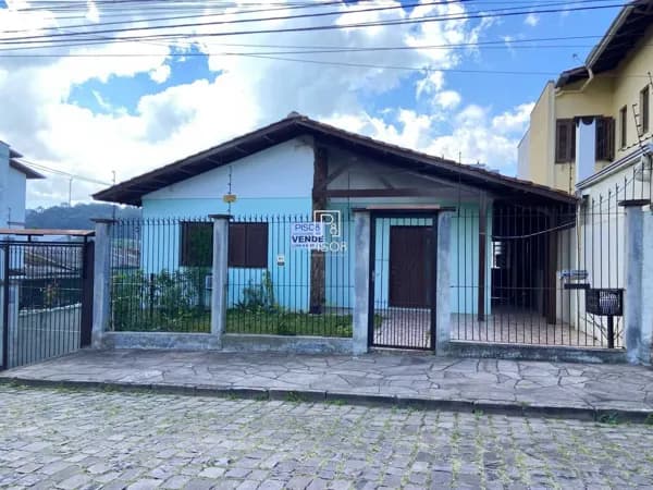 Casa em Caxias do Sul - Santa Lúcia