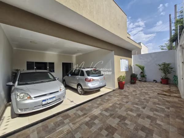 Casa 2 Quartos 2 Suítes Regissol