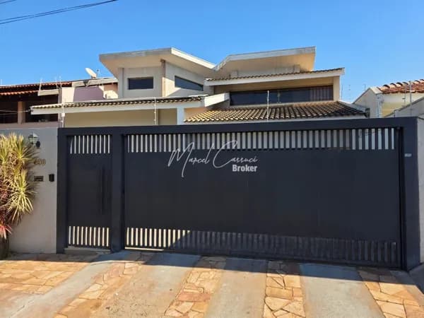Casa à venda no Jardim Bordon, 3 quartos, piscina, fotovoltaica, varanda gourmet com 360 metros quadrados de terreno, na cidade de São Jose do Rio Preto