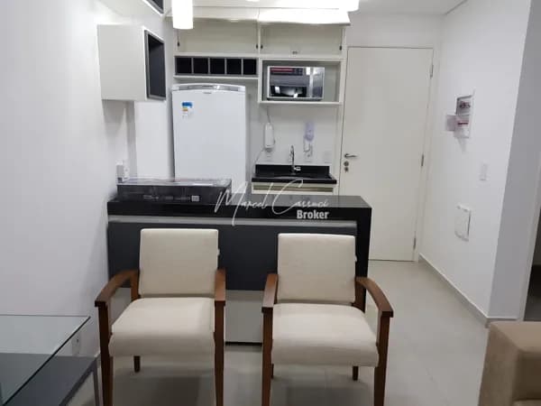 Lindo apartamento à venda com 1 dormitório com banheiro integrado, cozinha planejada e 1 localização privilegiada