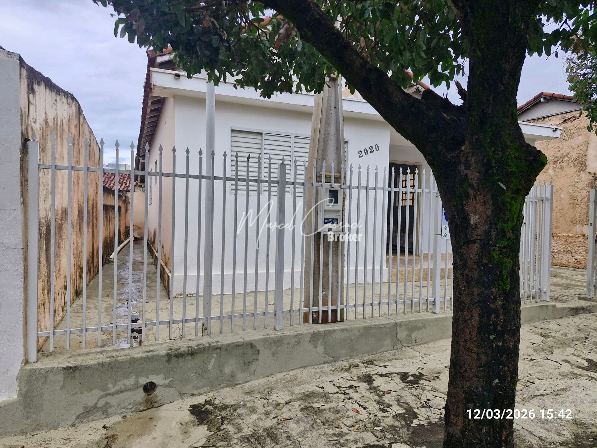 Casa com 2 Quartos, sala, cozinha, varanda, Vila Moreira, Mirassol