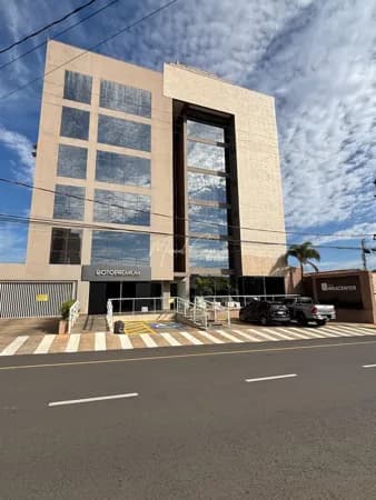 Sala Comercial à VENDA, com 36 metros quadrados, no centro de Mirassol, Edifício Office Miracenter