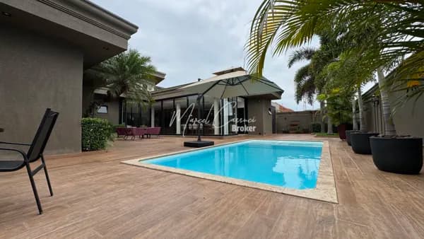 Casa à venda, com 4 quartos suítes, piscina, escritório, área gourmet, no bairro Jardim Marilu em Mirassol