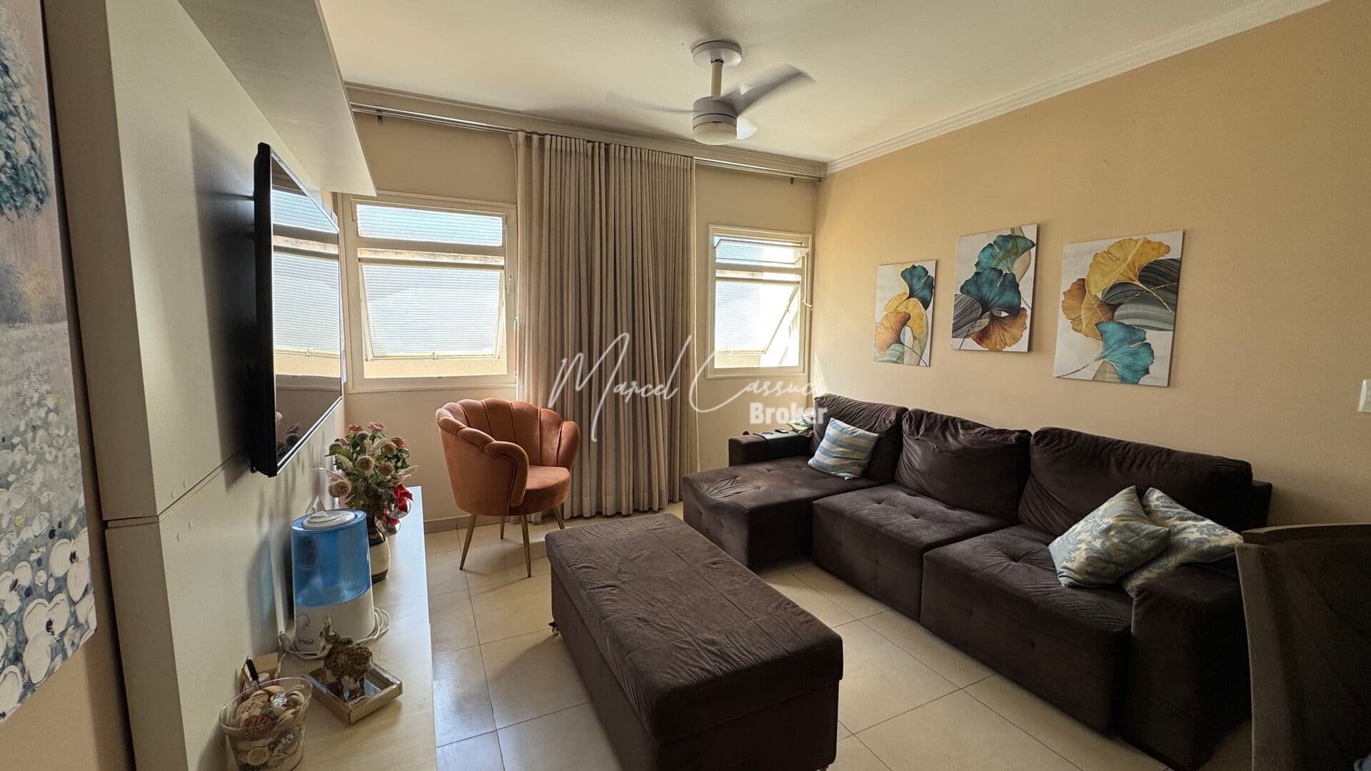 Apartamento à Venda, com 4 quartos sendo 2 suítes, cômodos amplos, armários, 2 vagas de garagem, na cidade de São Jose do Rio Preto