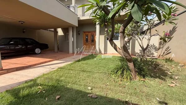 Sobrado à Venda, 4 quartos sendo 1 suítes e 1 com closet, escritório, cozinha separada, varanda gourmet, marcenaria completa, lavanderia, bairro Jardim Marilu, na cidade de Mirassol/SP.