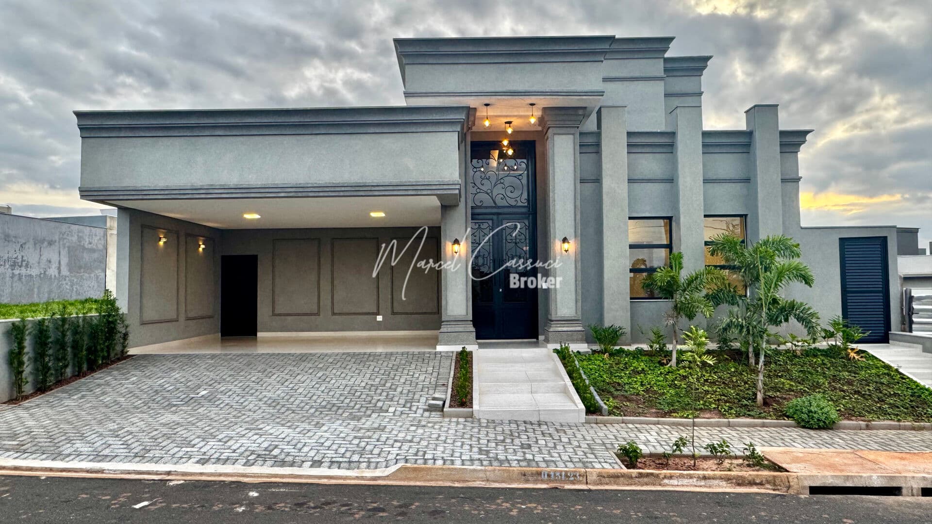 Casa térrea à venda, com 205m², distribuídos em 3 quartos suítes, escritório, lavabo, sala conjugada, venha conhecer, segurança e conforto em condomínio Setlife II na cidade de Mirassol/SP