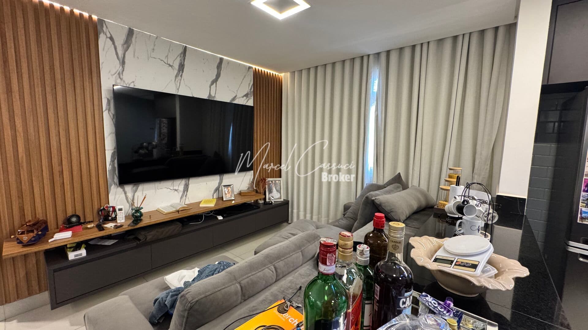 Apartamento à venda com 2 quartos, cozinha integrada, no Centro em Mirassol/SP