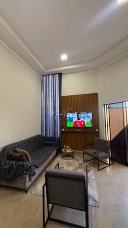 Casa 2 Quartos, 1 suíte, churrasqueira, garagem 2 carros, Com 2 Salas Comerciais, Regissol, Mirassol