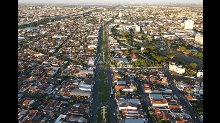 Terreno com Mil metros quadrados, à venda no centro da cidade de Mirassol, São Paulo
