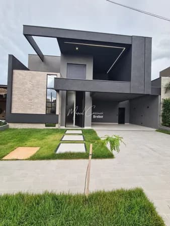 Casa à Venda no Condomínio La Montagne, 3 suítes, piscina, área gourmet, energia fotovoltaica e muito mais.