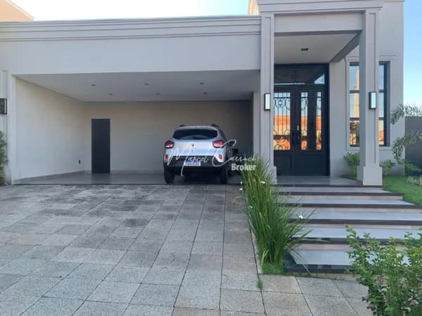 Belíssima casa à venda com 3 suítes, área Gourmet com balcão refrigerado e energia fotovoltaica
