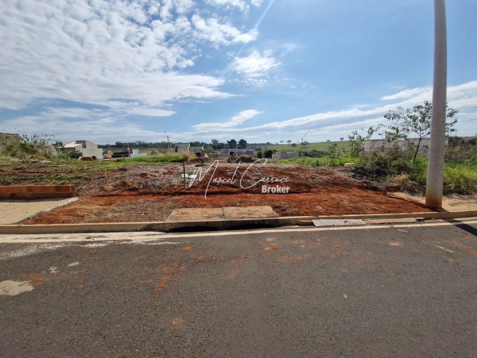Terreno à venda em bairro aberto com 200m2, Miravista, Mirassol