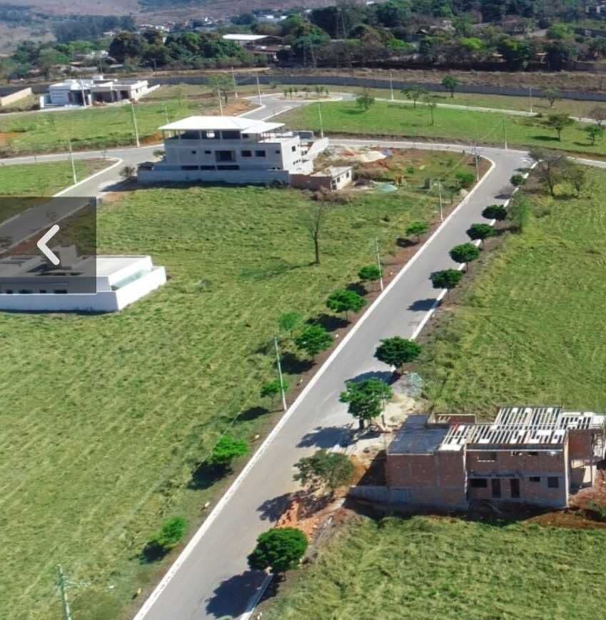 Terreno à Venda em Pedro Leopoldo MG