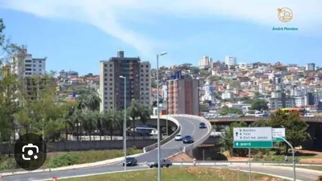 Casas a Venda no Bairro Lindeia em BH