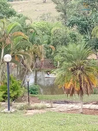 🌿 Fazendinha à Venda em Mateus Leme – MG