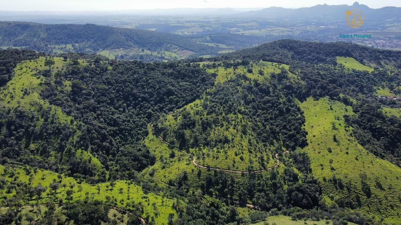 Fazenda à Venda no Serra Azul em Mateus Leme- MG