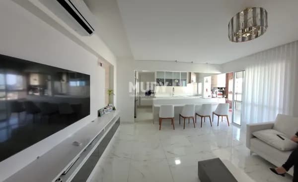Apartamento com 4 dorms sendo 2 suítes no Residencial DUE Indaiatuba, SP - 128m² de área útil