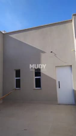 Casa nova em Indaiatuba, com 2 dorms sendo 1 suíte, no bairro Jardim dos Sabiás