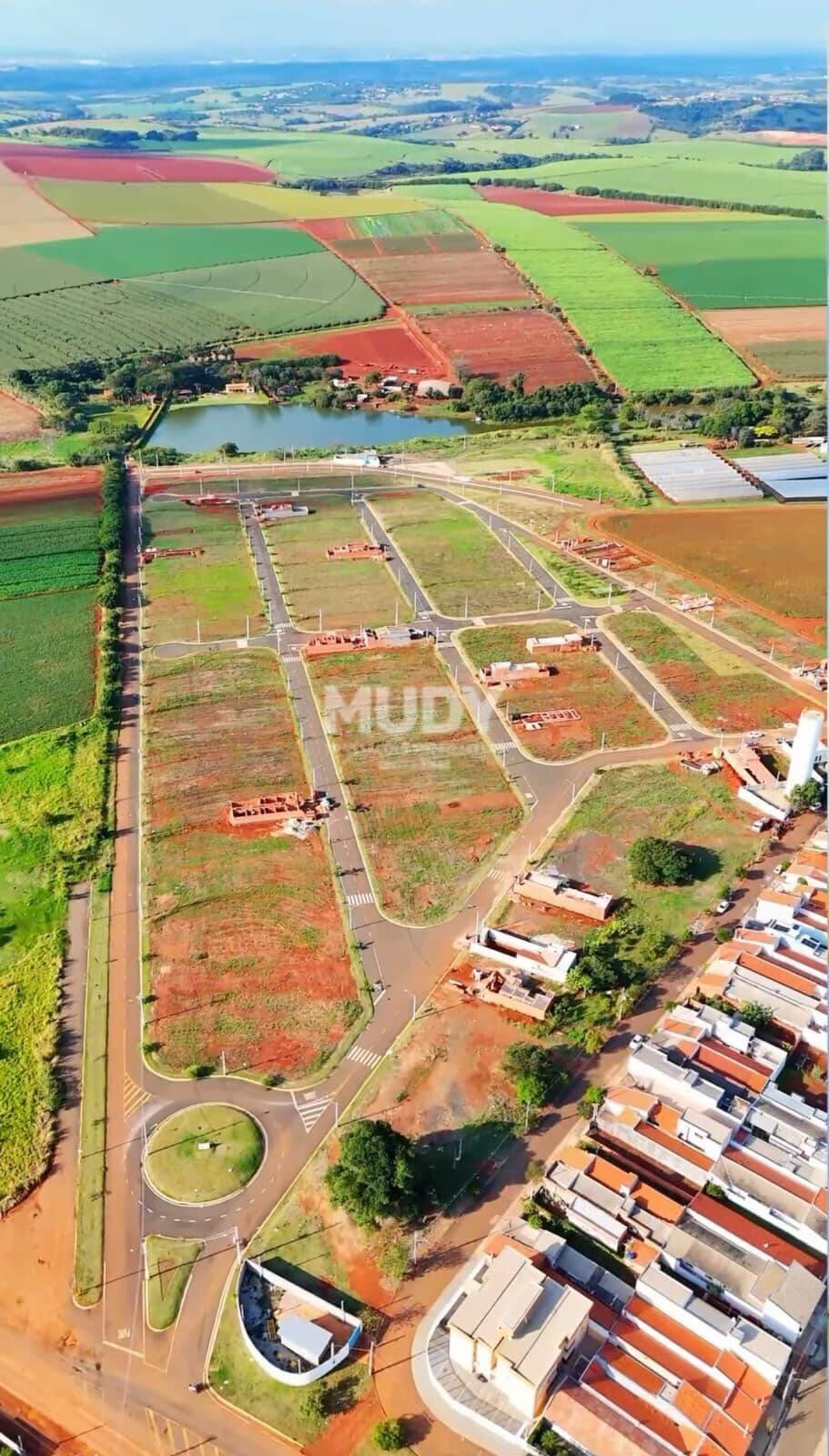 Terreno com 175m² pronto para construir em Cardeal / Elias Fausto em Residencial Loteamento chamado Recanto Sport lírios dos Vales