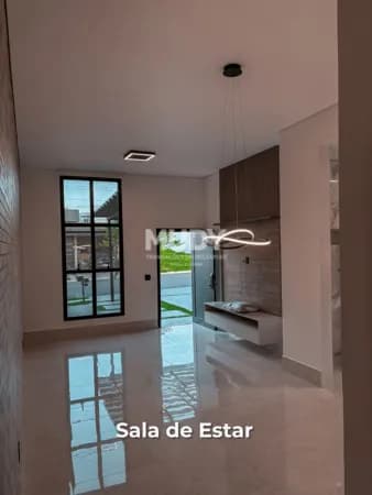 Casa SObrado no condomínio Residencial Mantova, com 224m² de terreno, 3 suítes - Indaiatuba SP
