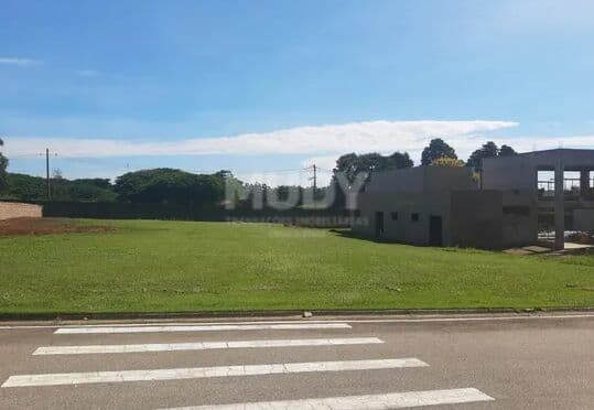 Terreno em Condomínio com 2000m² em Indaiatuba SP - Pronto para construir