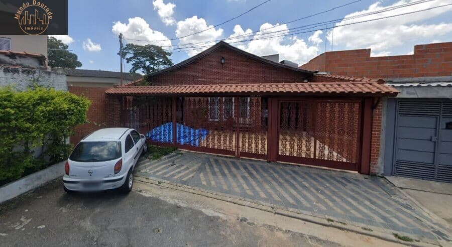 Casa Térrea 3 Dormitórios (1 suíte) - 2 salões Festas - 5 Vagas à venda no bairro Vila Scarpelli - Santo André/SP