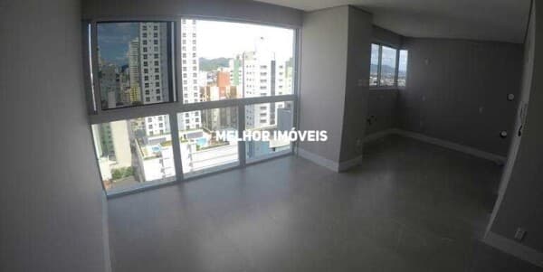 Apartamento com 02 Suítes sendo 01 Máster + 02 Demi Suítes em Balneário Camboriú