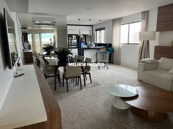 Apartamento Duplex com 208m² de área privativa, composto por 02 suítes e 02 demi-suíte, localizado no Central de Balneário Camboriú.