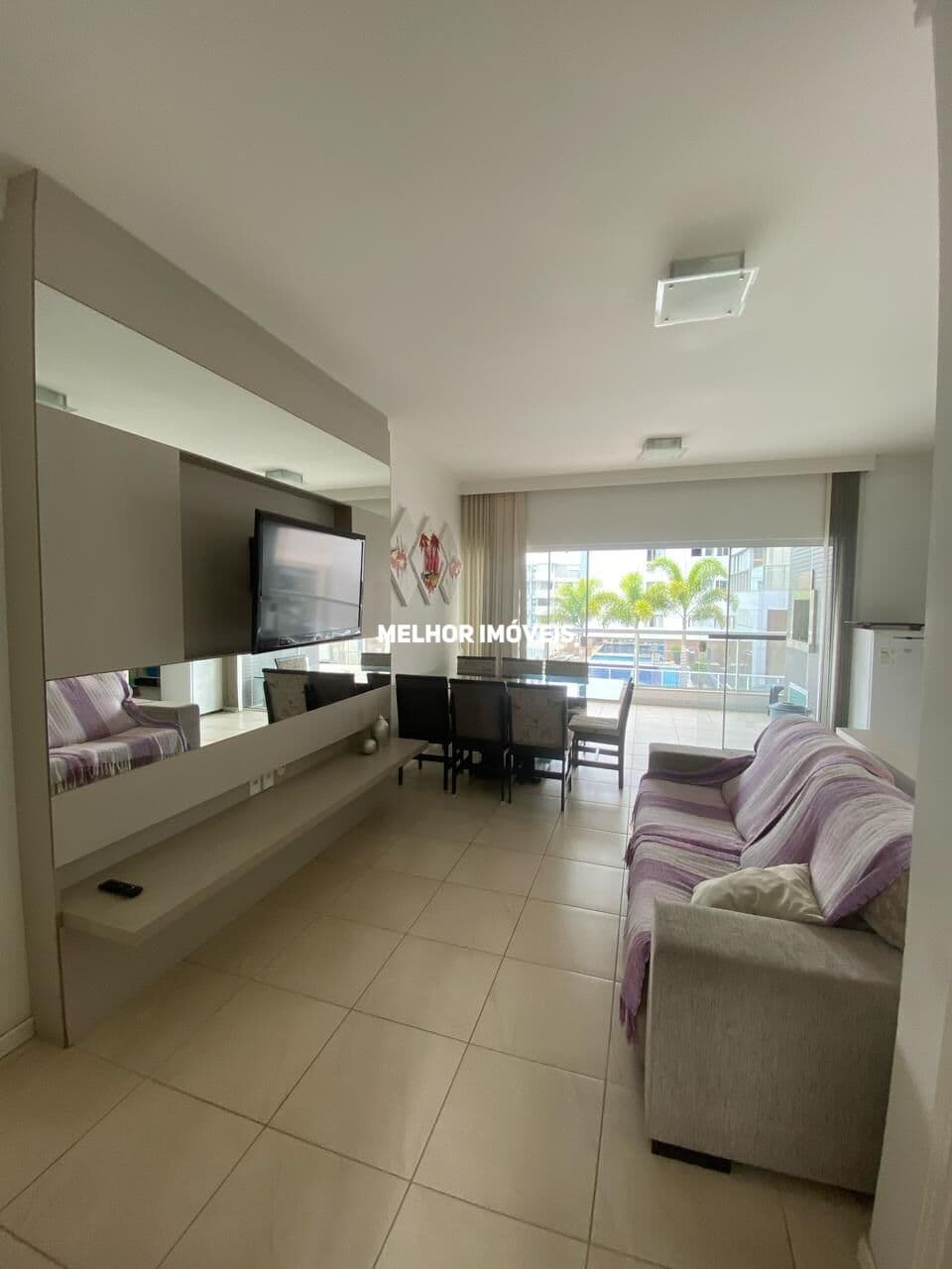 Apartamento a venda com 117 m² no Centro de Balneário Camboriú.