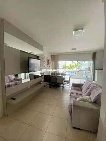 Apartamento a venda com 117 m² no Centro de Balneário Camboriú.