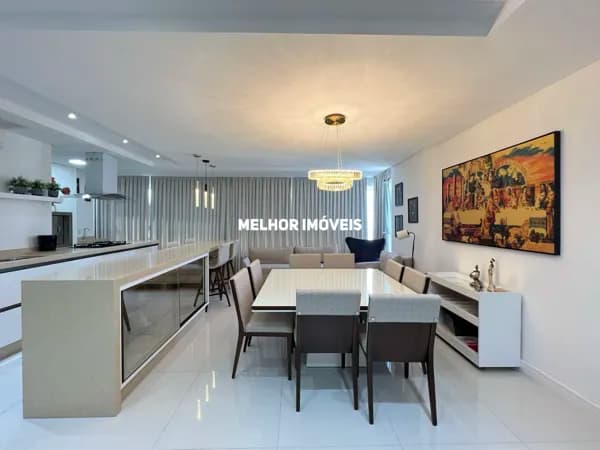 Apartamento a venda no Edifício Royal Garden Residence em Balneário Camboriú.