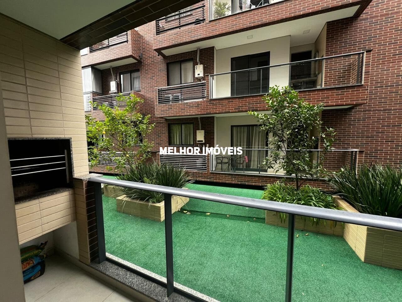Apartamento á venda com 1 dormitório e área de lazer em Balneário Camboriú - SC