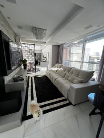 Apartamento Mobiliado a venda localizado em Meia Praia, Itapema - SC
