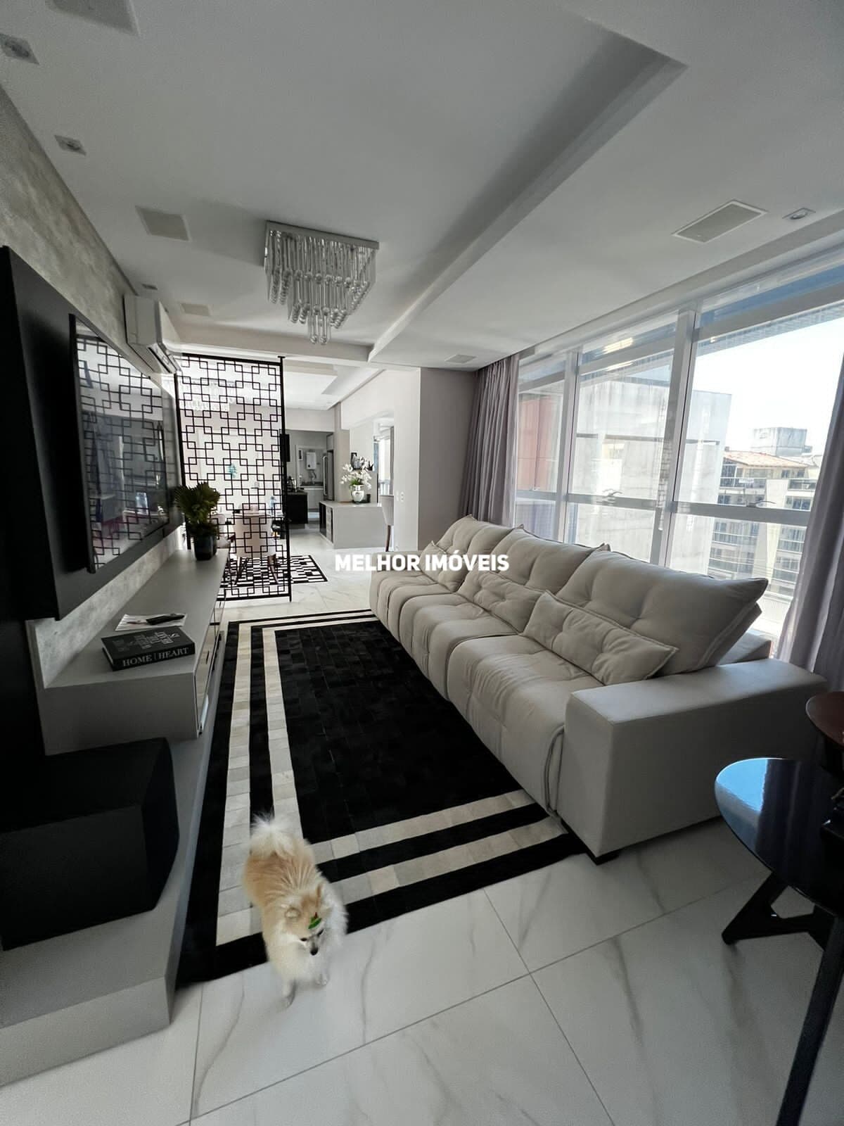 Apartamento Mobiliado a venda localizado em Meia Praia, Itapema - SC