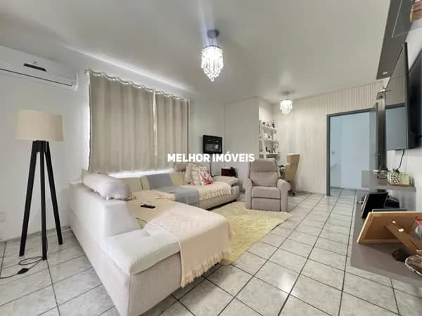 Casa com 04 dormitórios à venda - Nações - Balneário Camboriú/SC