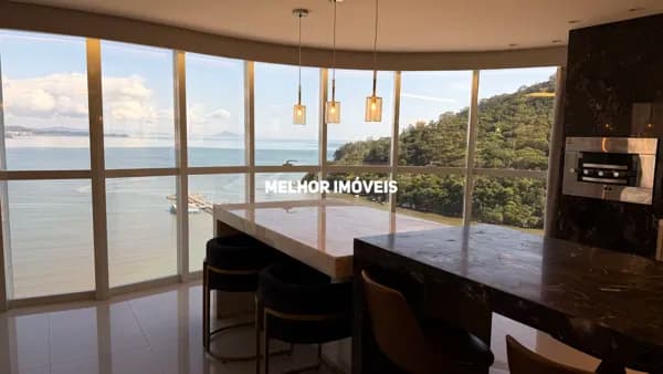 Locação anual Frente Mar com 04 suítes sendo 01 máster em Balneário Camboriú - SC