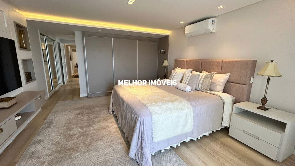 Apartamento Frente Mar no Edifício Arthur Fischer á venda em Balneário Camboriú