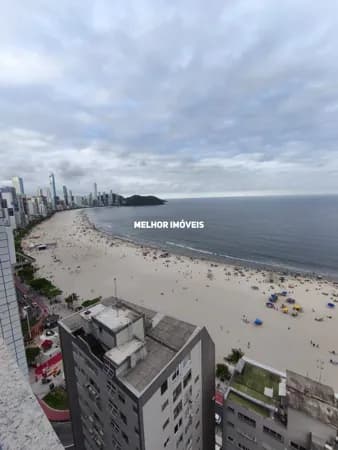 Apartamento Frente Mar á venda no centro de Balneário Camboriú