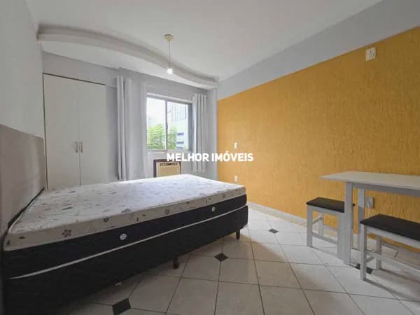 Apartamento Loft Mobiliado para Locação Anual localizado no Bairro Pioneiros em Balneário Camboriú - SC