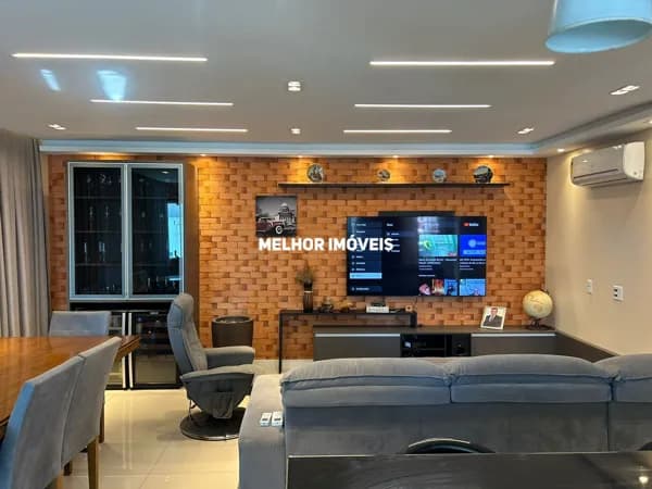 Apartamento Mobiliado com 105 m² no Centro de Balneário Camboriú
