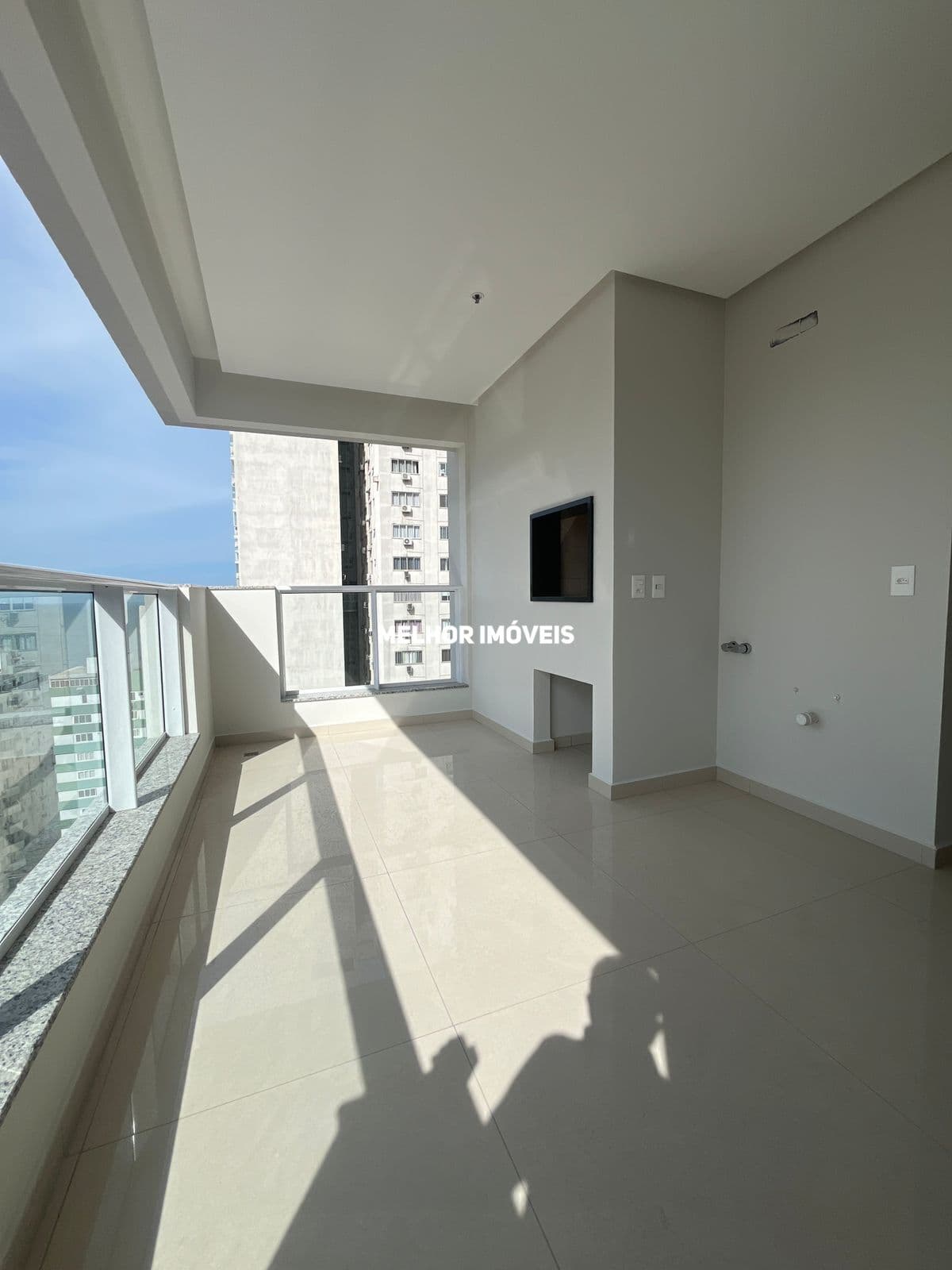 Apartamento Quadra Mar à venda no Centro em Balneário Camboriú.
