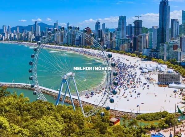 Terreno á venda próximo da Roda gigante em Balneário Camboriú.