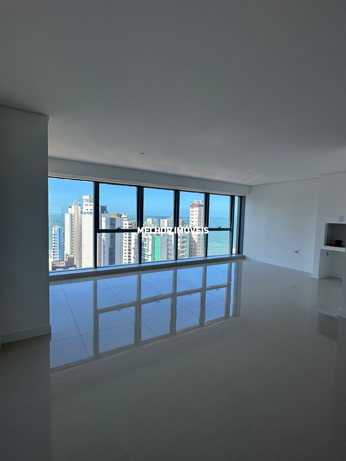 Apartamento à venda Ed. Vitra by Pininfarina em Balneário Camboriú