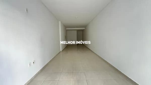 Sala Comercial para locação anual com 38 m² localizado no Centro Sul de Balneário Camboriú.