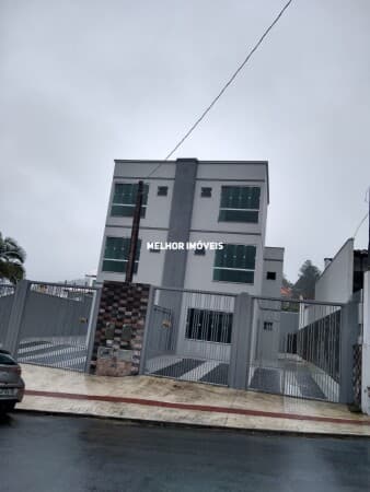 Sobrado à Venda no bairro Ariribá em Balneário Camboriú