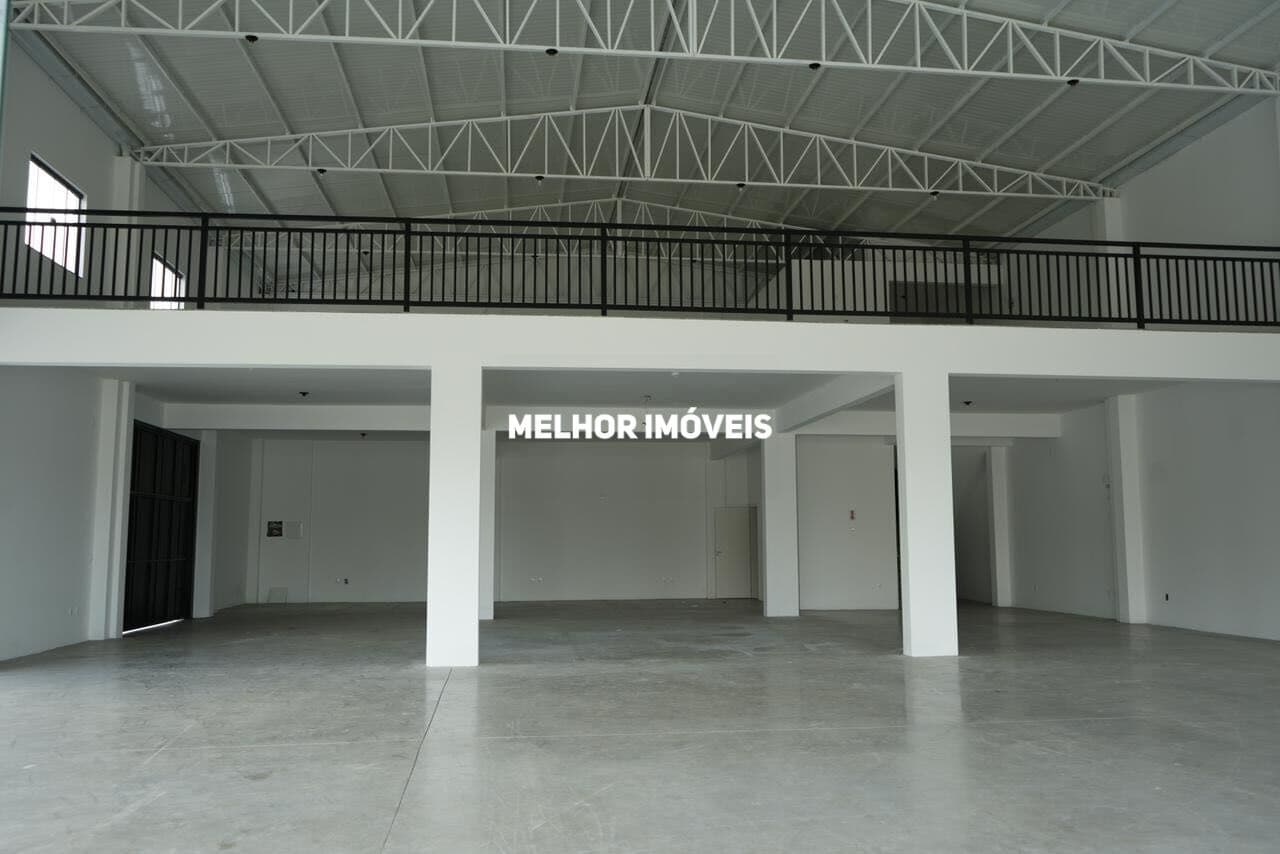Galpão novo á venda localizado em Camboriú
